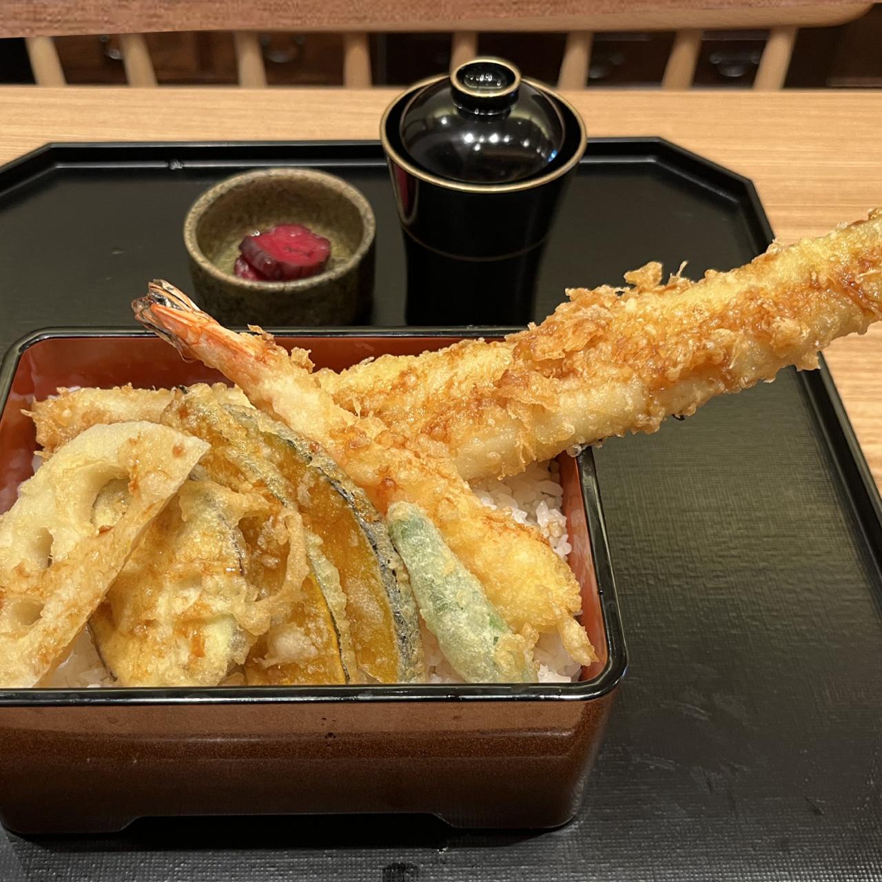 Anago Tempura Mixed  Ten Jiu的照片