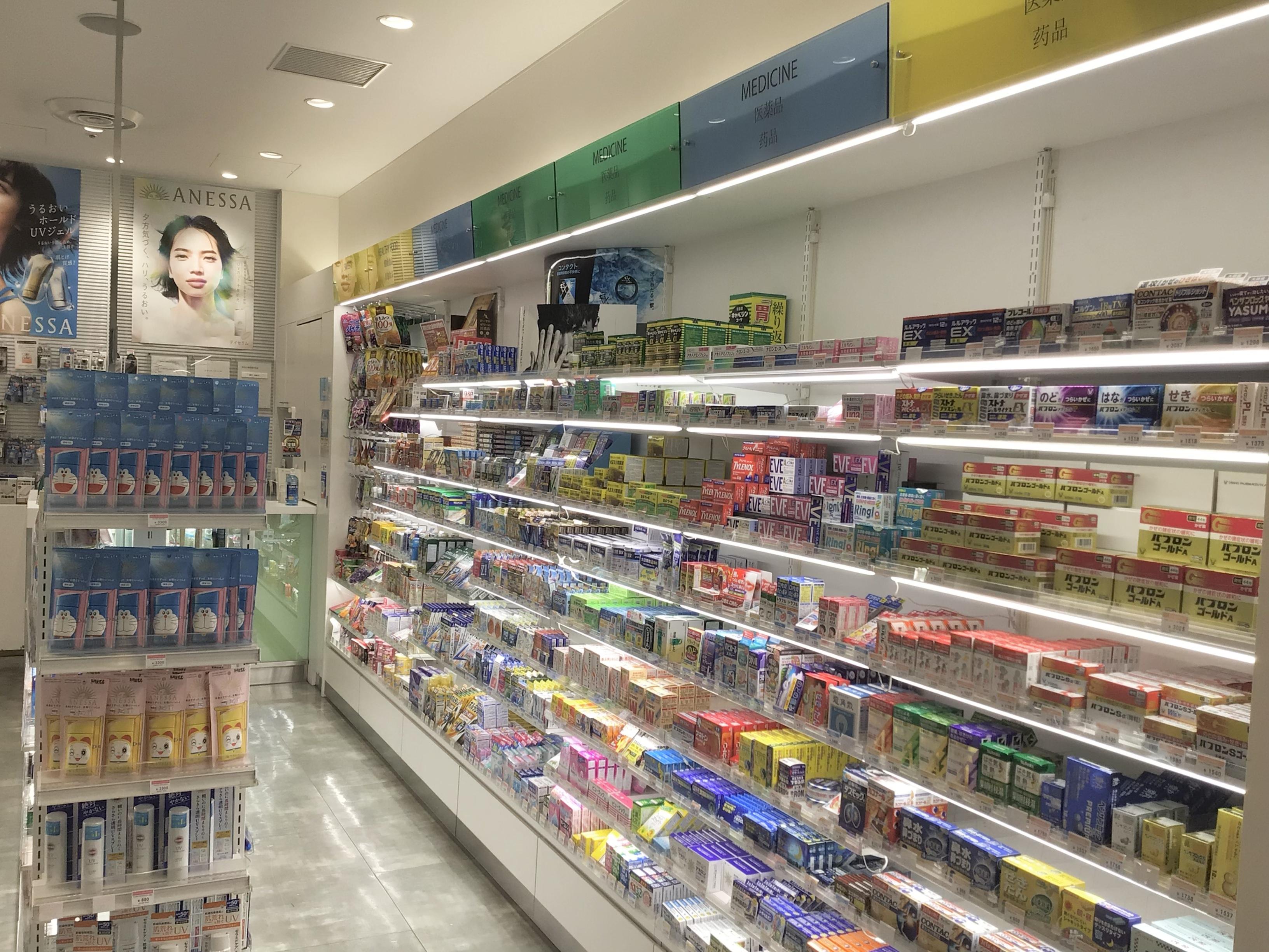 Fa-So-La DRUGSTORE Terminal1 B1F的店鋪內部照片