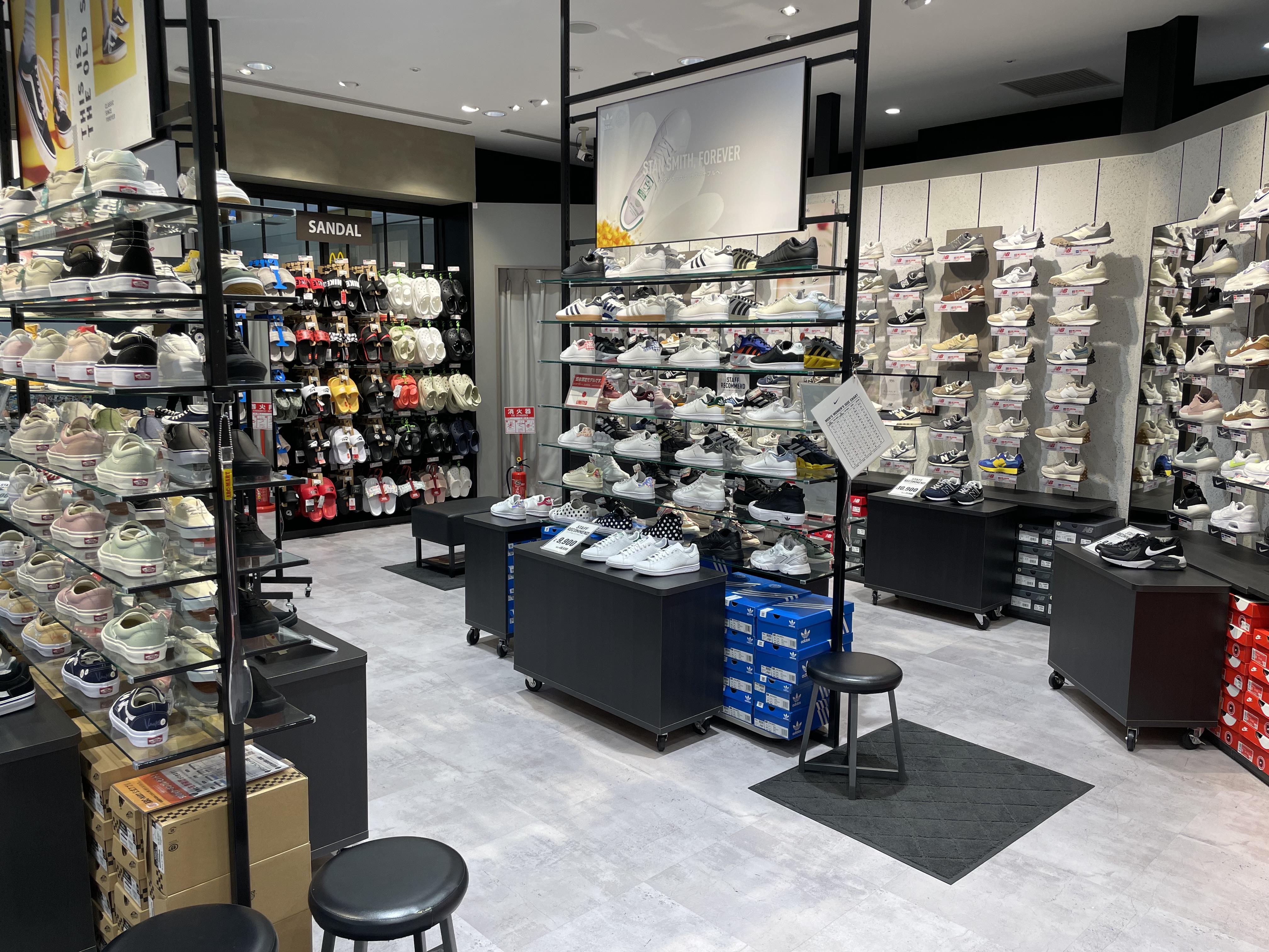 成田 成田エクスプレス253系「N'EX」 | Works | GK Design Group