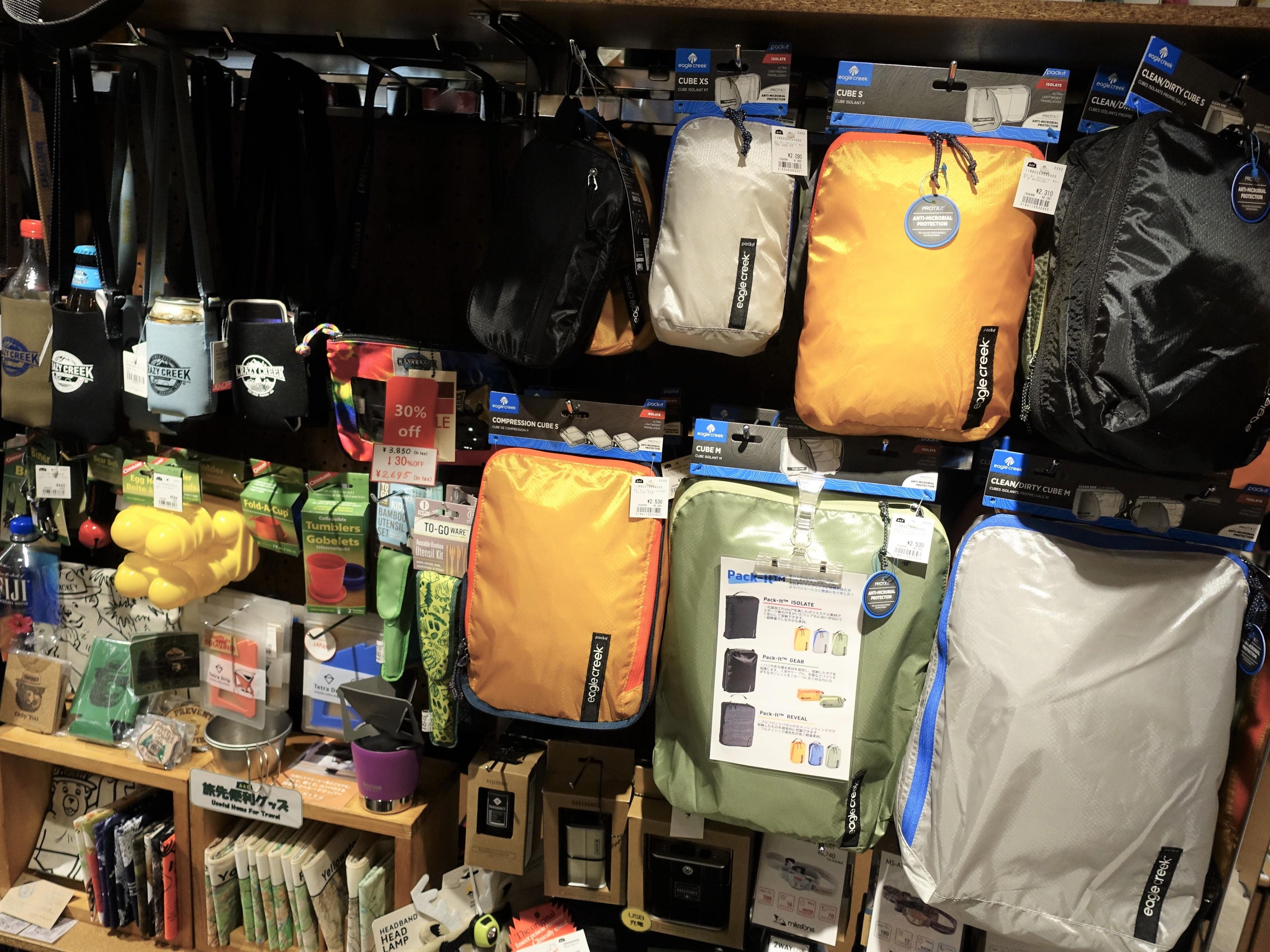 Interior photo of the A&F COUNTRY Narita Airport Shop