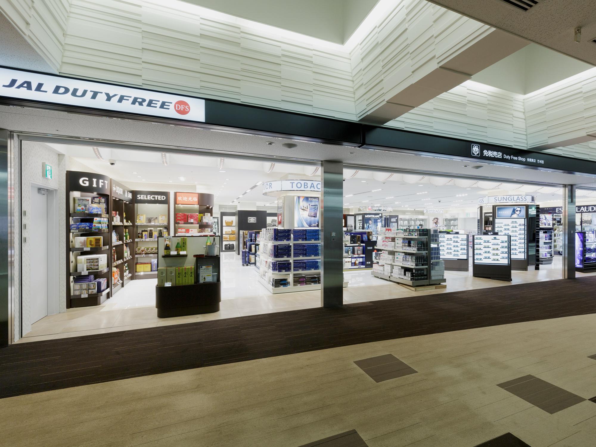 JAL DUTYFREE 卫星楼店的店铺外观照片