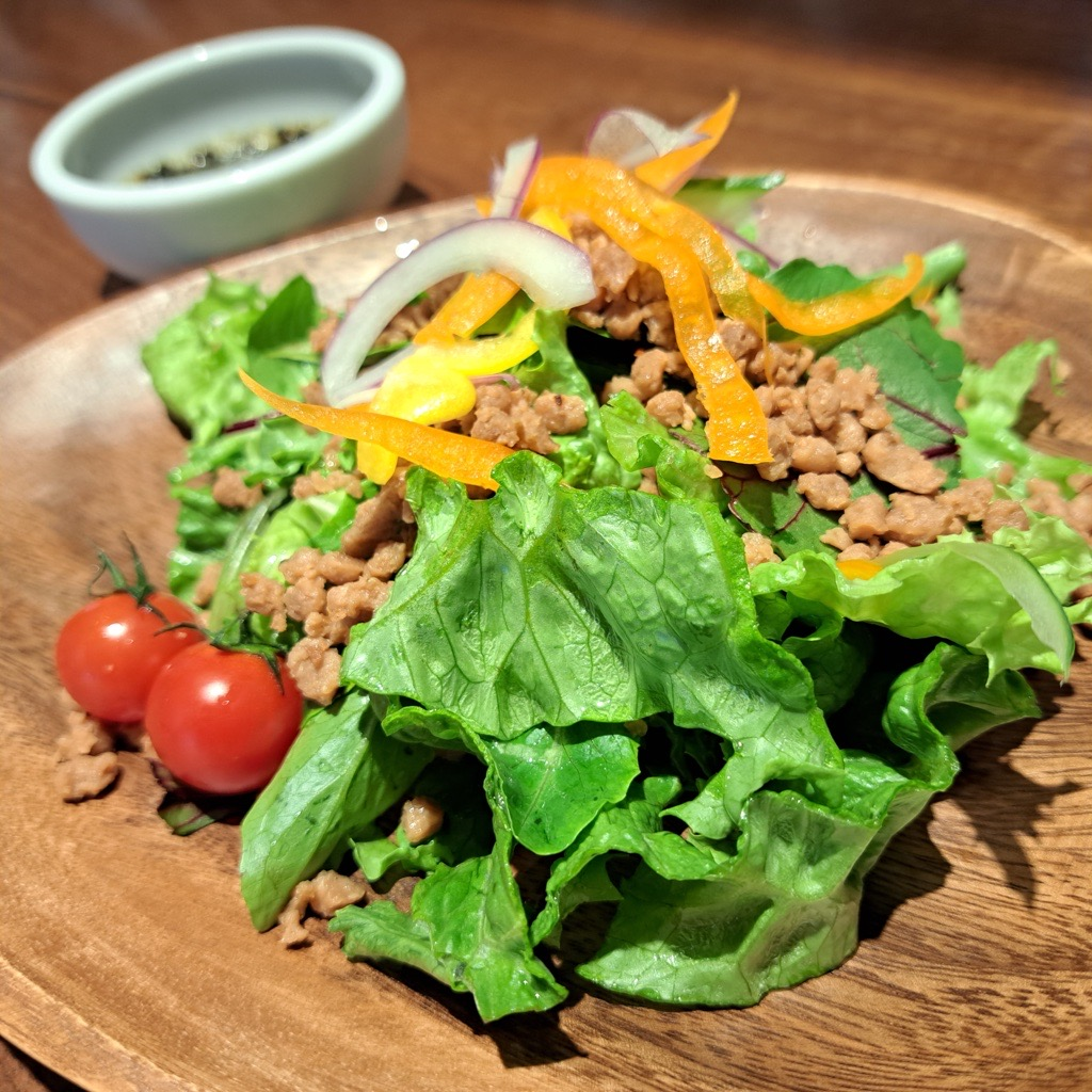 Photo of Green Salad with Soy Meat